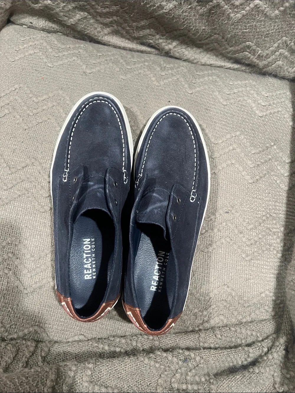 Kenneth Cole Reaction Navy Suede Slip-On Boat Shoes with Brown Heel Accents